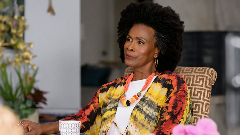 Janet Hubert as Iris on Peacock's Bel-Air Season 4 Episode 7