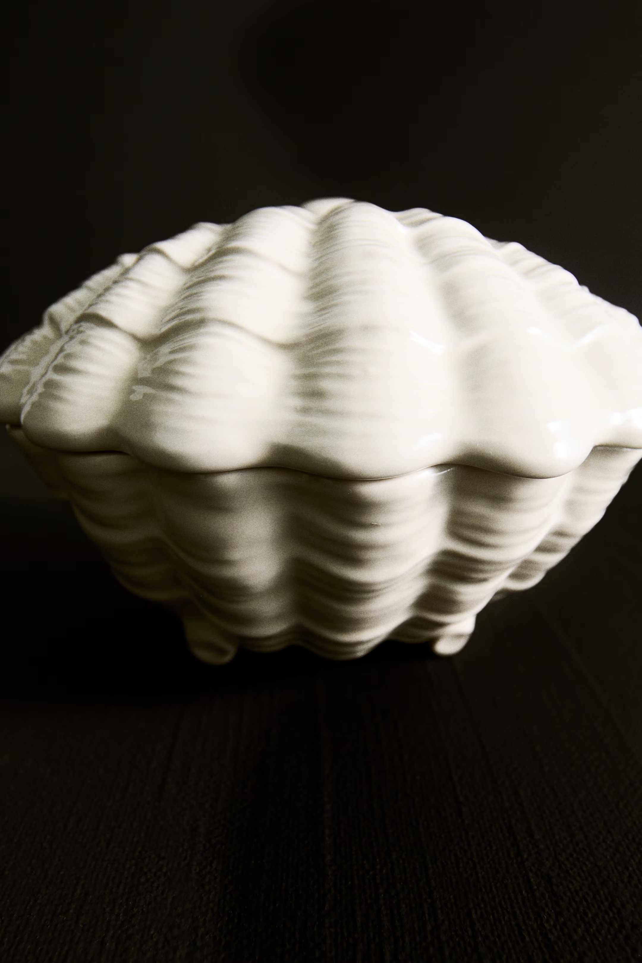 H&amp;M, Seashell-Shaped Box
